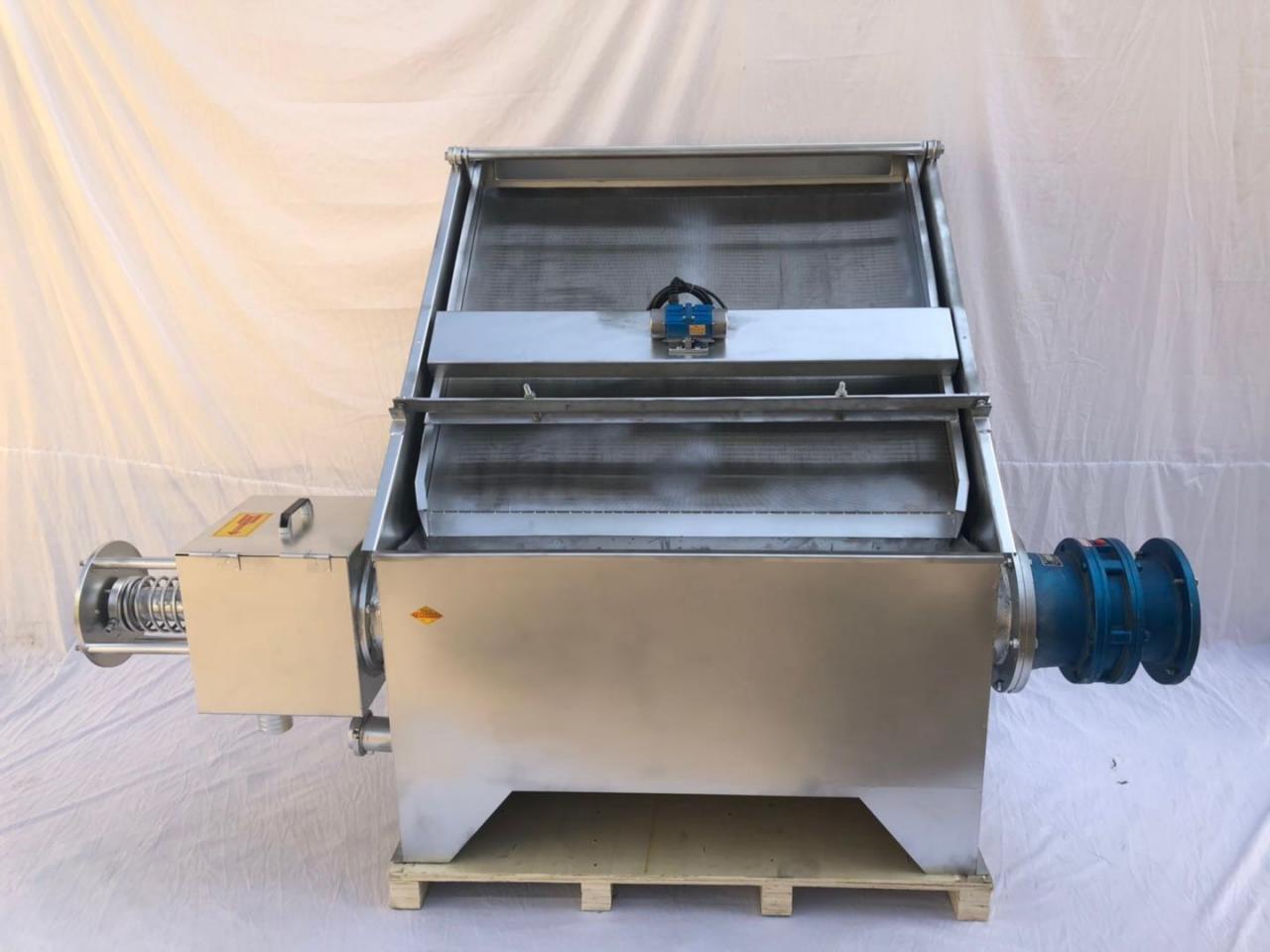 水泡糞斜篩式固液分離機(jī)_不銹鋼楔形絲篩網(wǎng)_第1張_河北環(huán)正過濾器械有限公司 水泡糞斜篩式固液分離機(jī)_http://m.tribe-led.com_不銹鋼楔形絲篩網(wǎng)_第1張